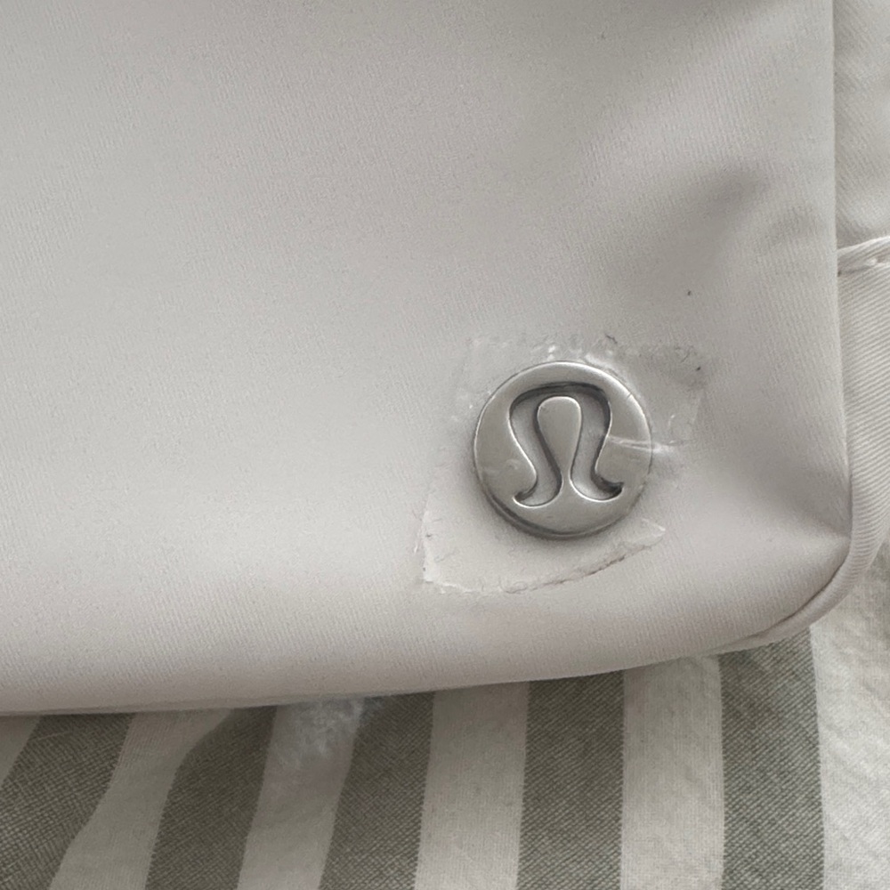 lululemon athletica White Belt Bag (Everyday) - Picture 2 of 7